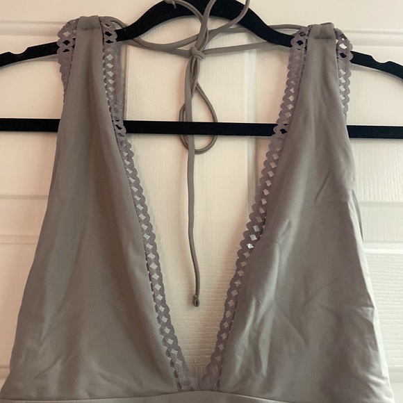 NWT aerie grey one piece swimsuit. Size large. - Picture 2 of 4